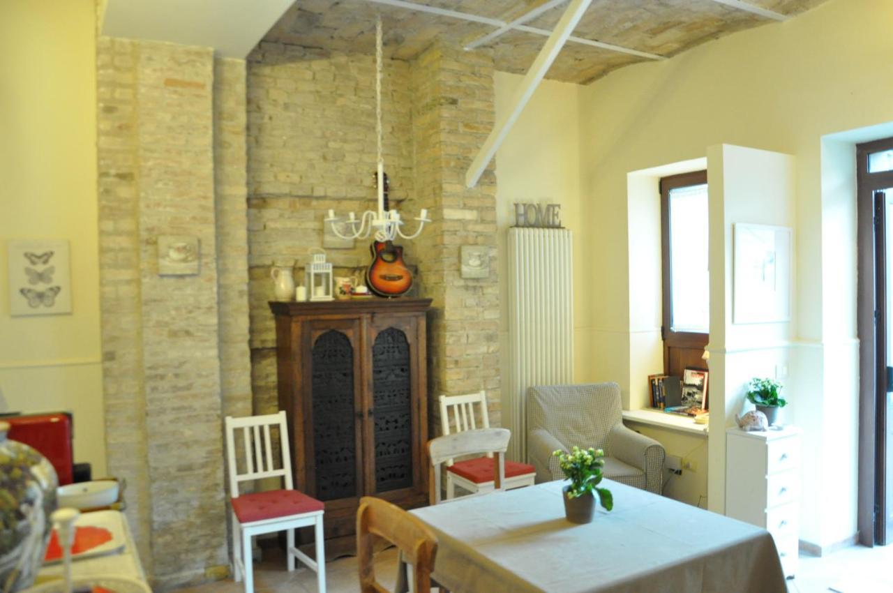 Bed And Breakfast Piazza Mercato Pescara Eksteriør billede